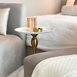Luxury Family Studio Close To Dubai Mall And Burj Khalifa